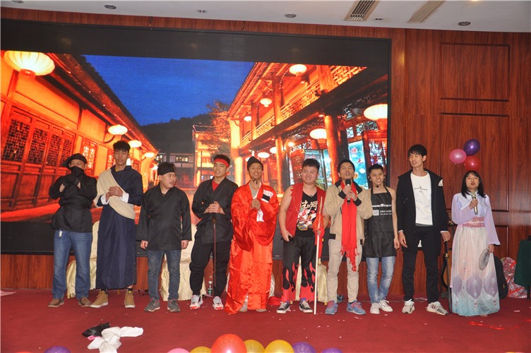 萬磊人歡聚一堂，只為追逐2020“萬磊夢”！